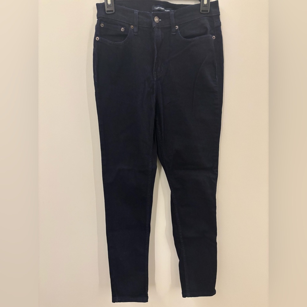 Calvin Klein Women's Dark Skinny Jeans